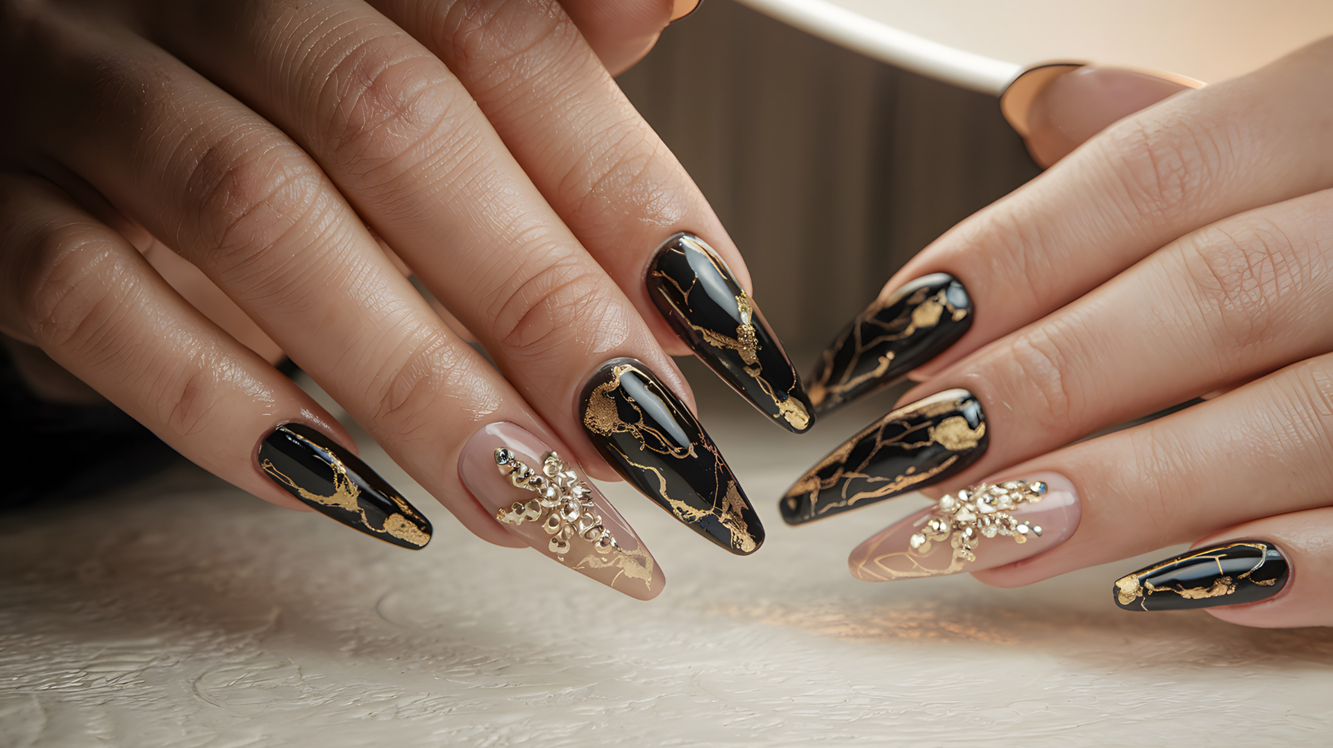 Mango Nail & Spa banner 1